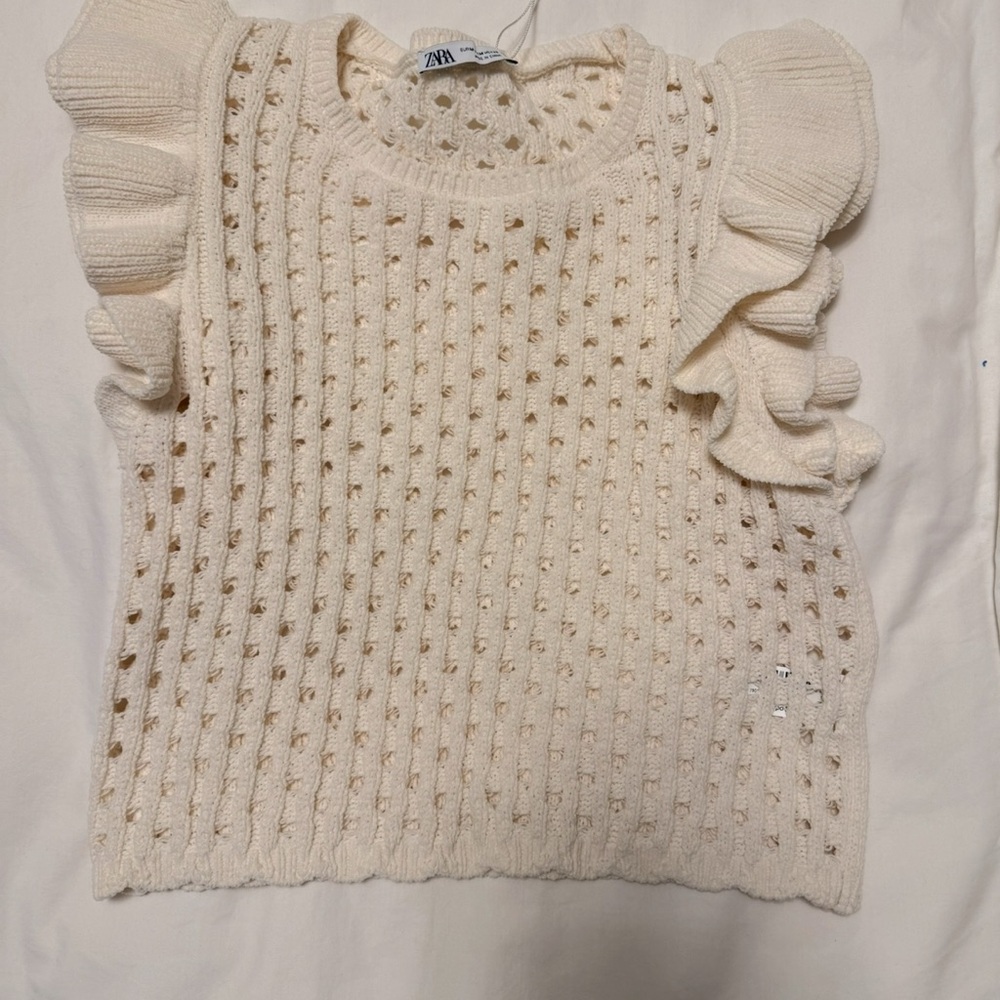 Zara Ivory Knit Top with Ruffle Detail